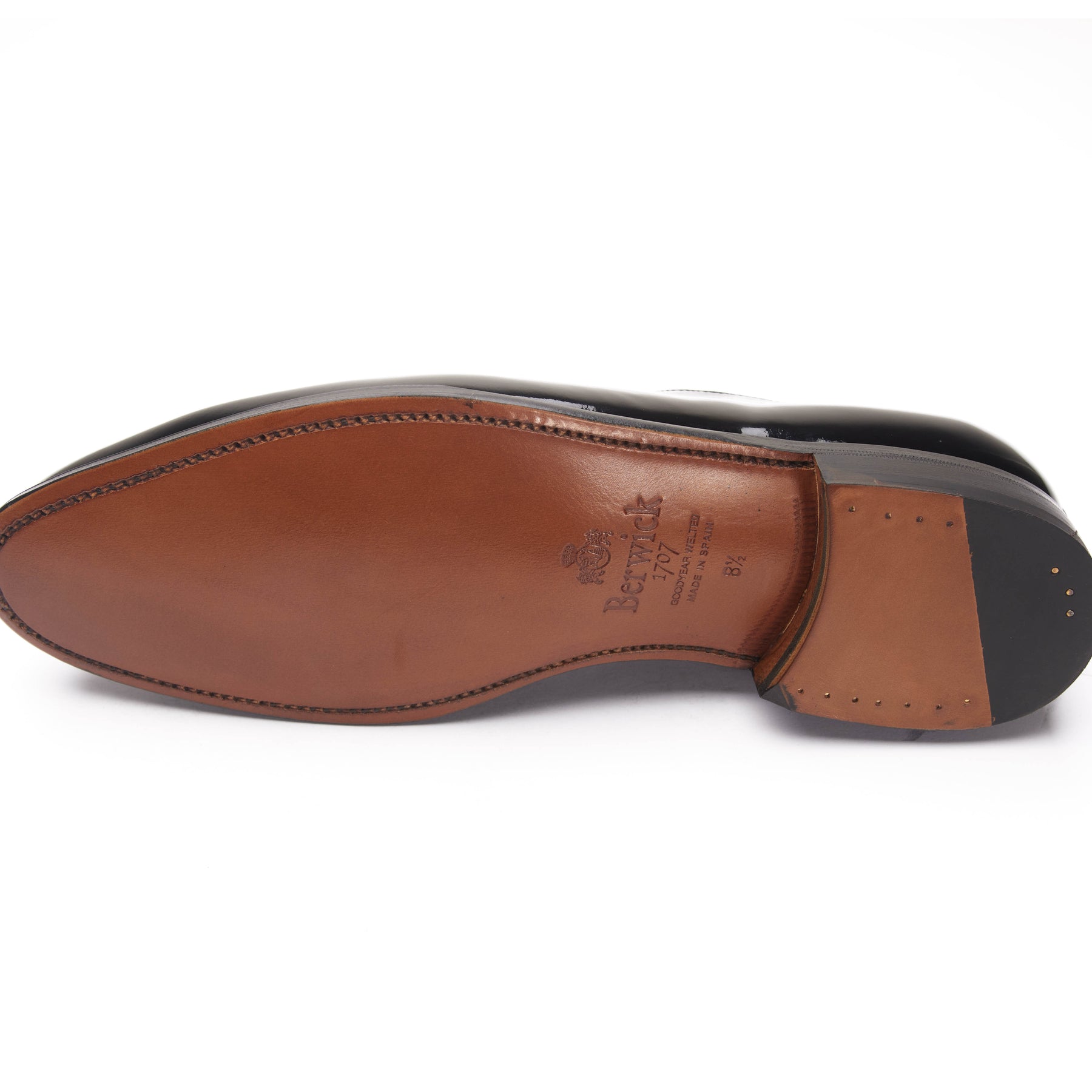 5216 Wholecut Oxford Charol Black