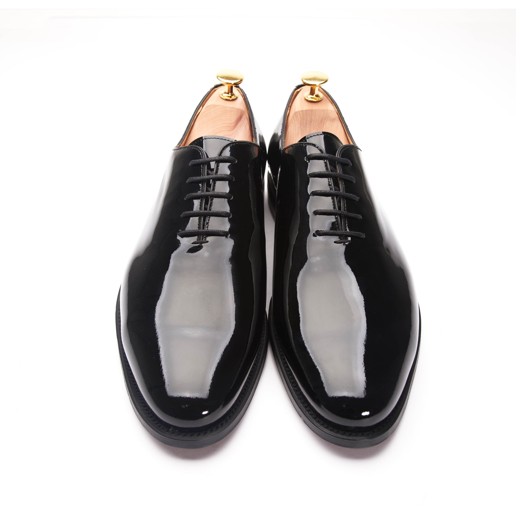 5216 Wholecut Oxford Charol Black