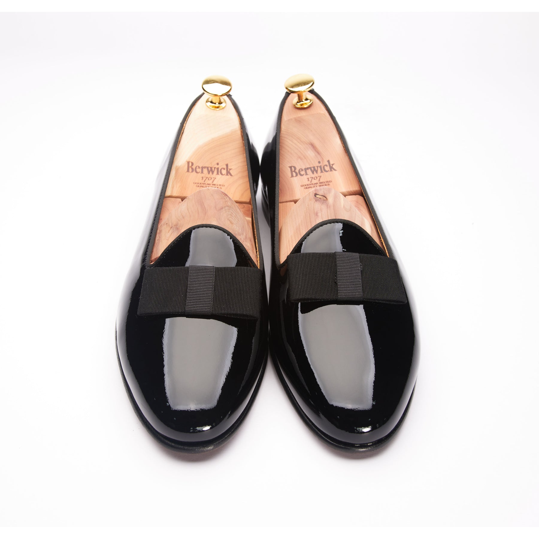5328 Opera Pumps