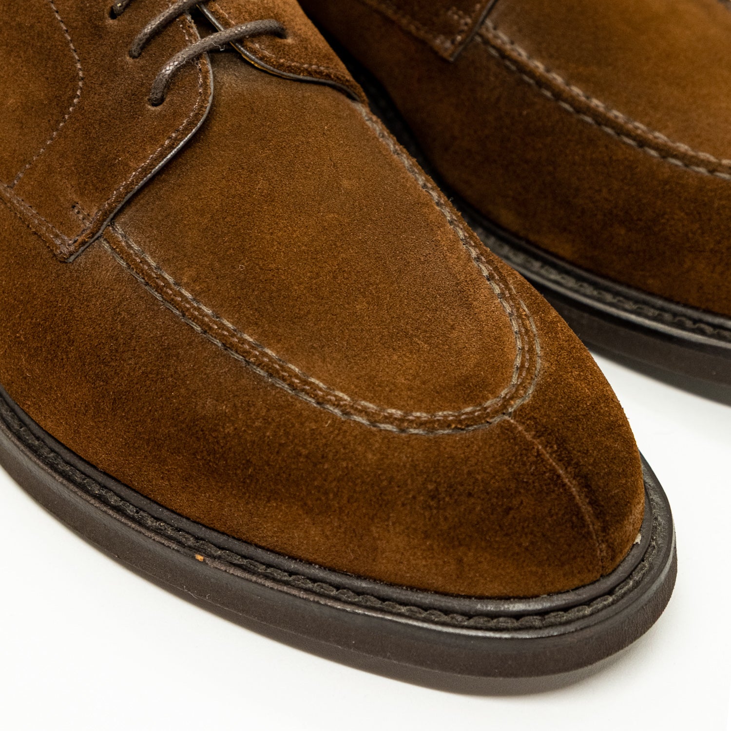 Berwick Split-Toe Derby Dark Brown Suede