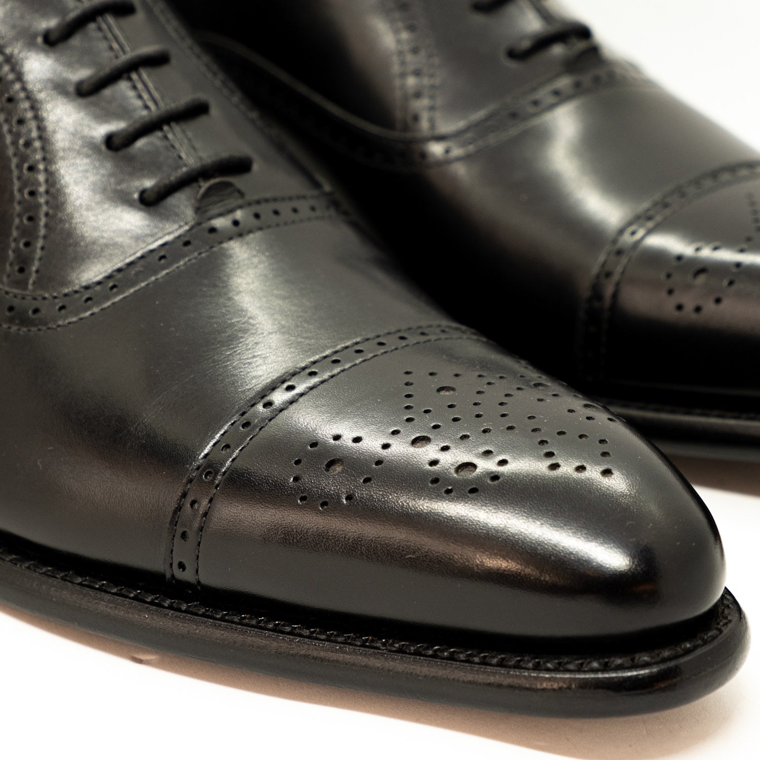 Berwick Semi Brogue Black Boxcalf